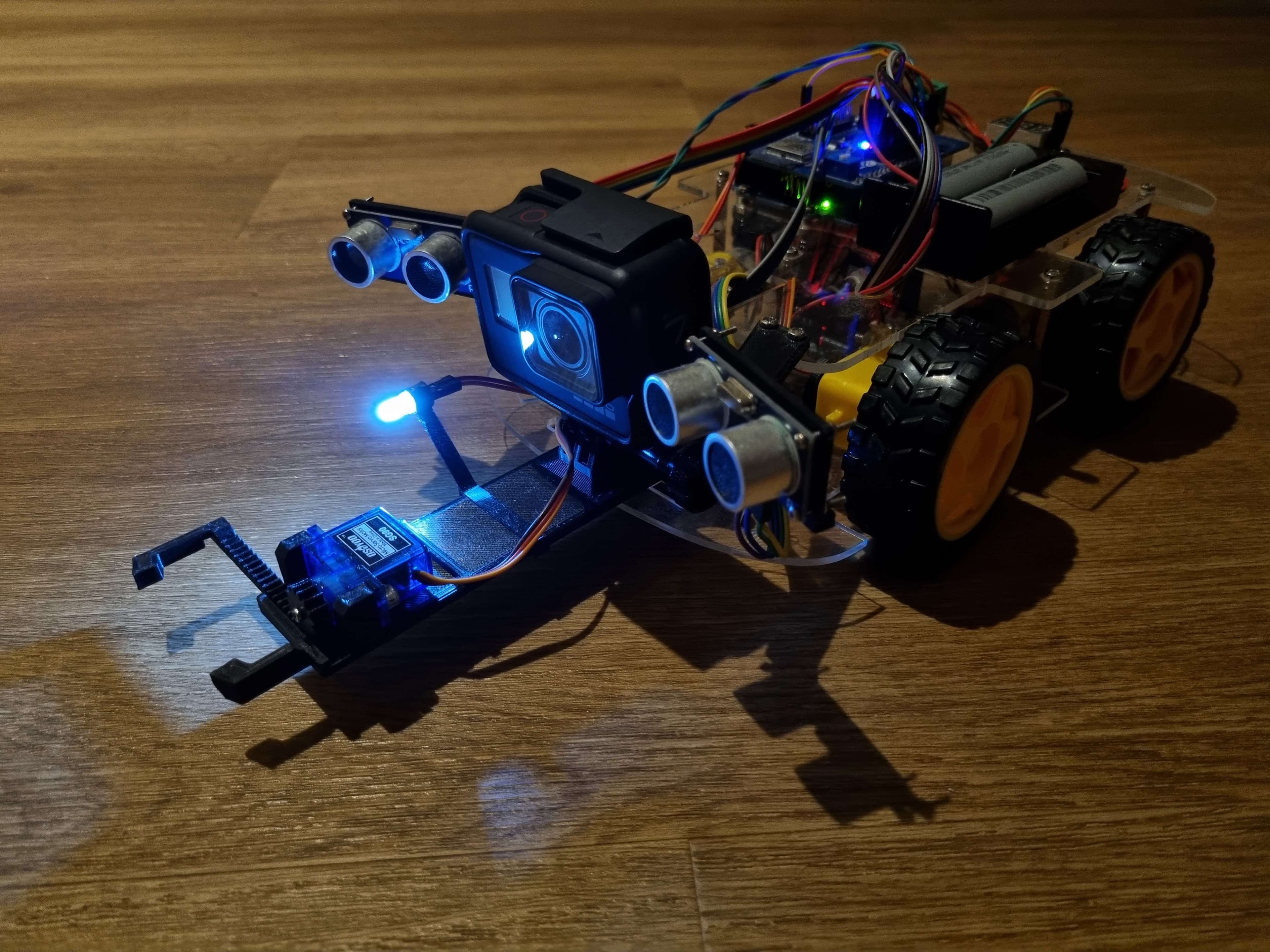 Arduino Discord.js Car